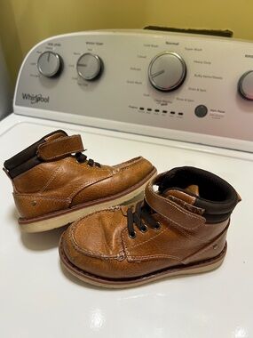 Kids Brown Leather High-Top Boots